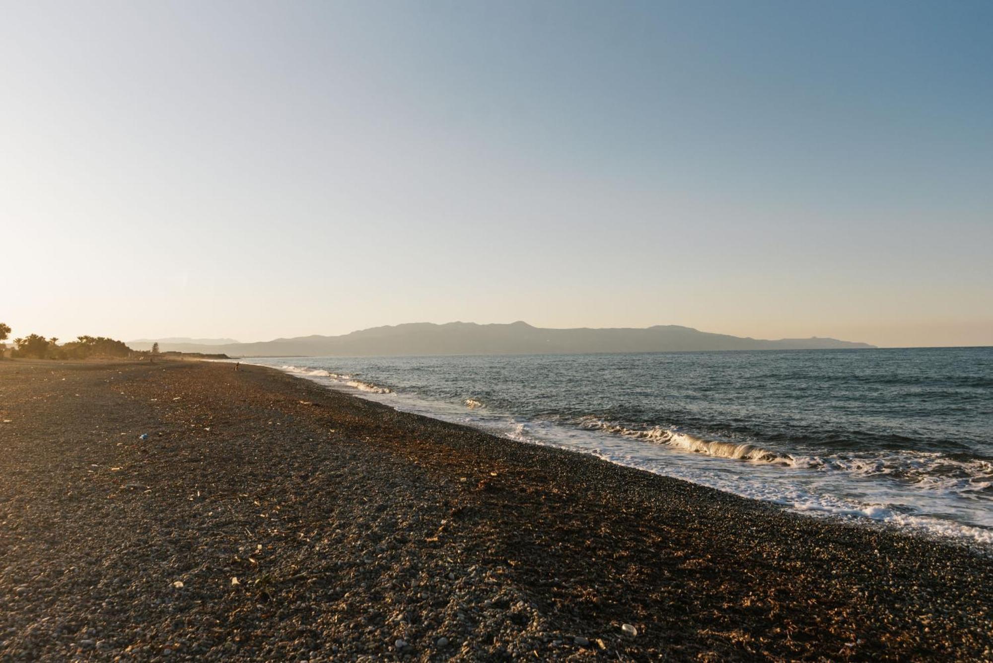 Wooden Beach House Villa Gerani  Exterior foto